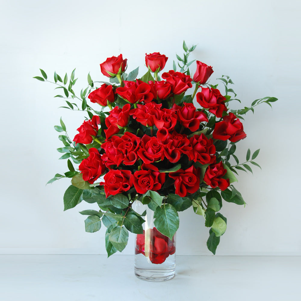 Elegant glass vase 1168