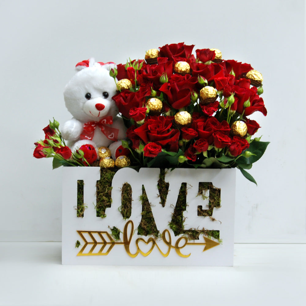 love flower arrangement 1171