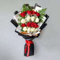 red and white rose bouquet 1222
